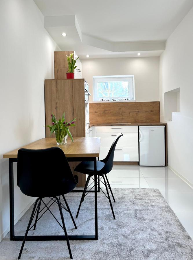 Luxe Apartments Ljutomer Luaran gambar