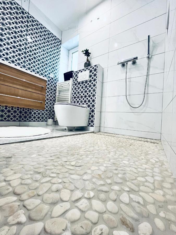 Luxe Apartments Ljutomer Luaran gambar