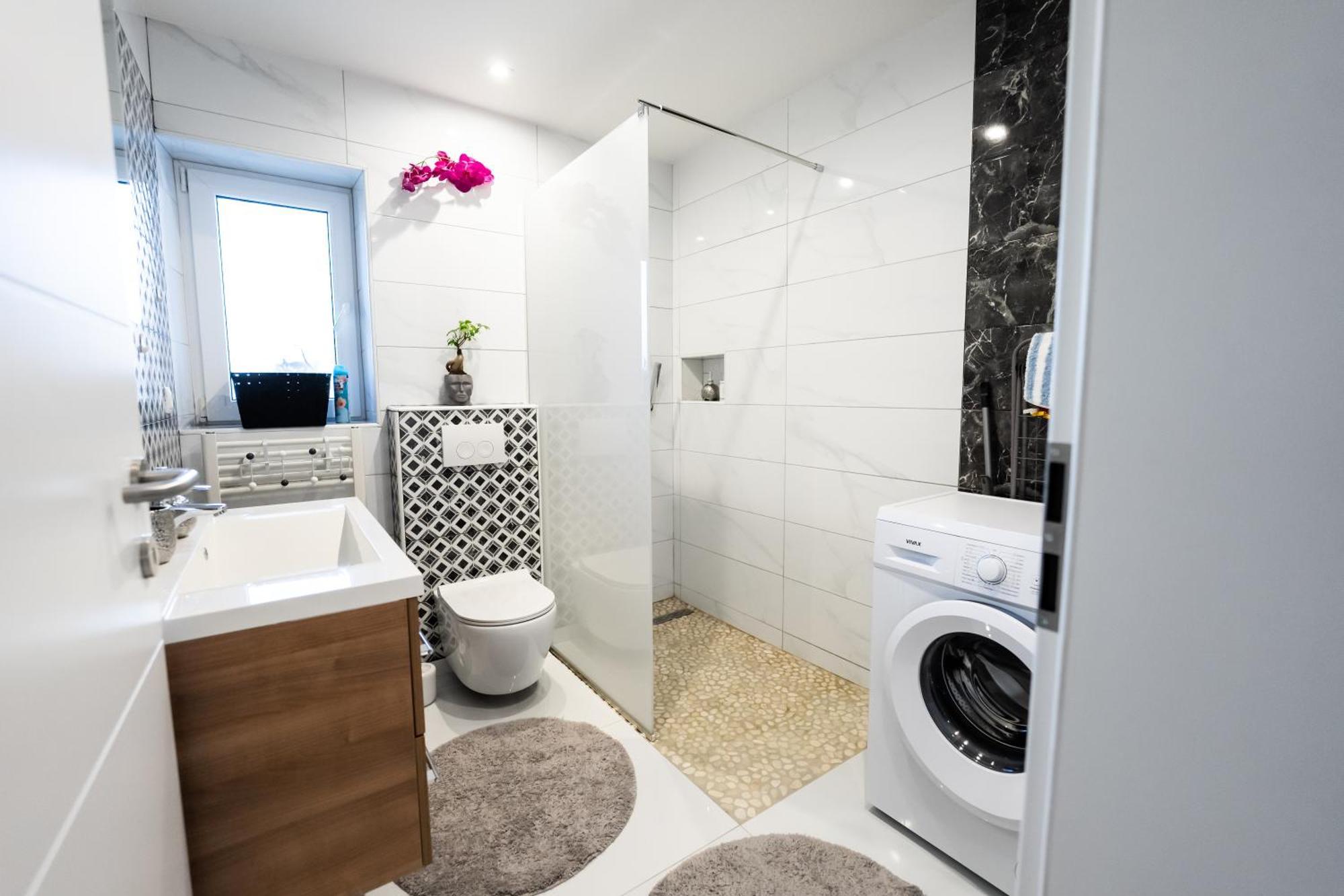 Luxe Apartments Ljutomer Luaran gambar